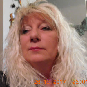 Meet your Posher, Debra
